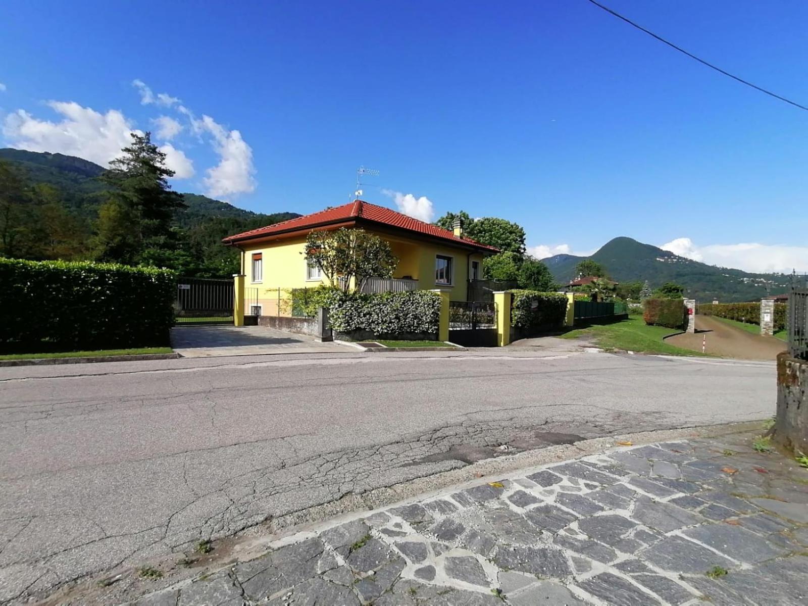 Casa Vacanza Elena San Bernardino Verbano المظهر الخارجي الصورة